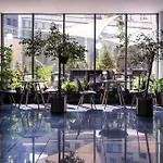 Premium For Jewish Quarter & Old Town Pool Appartement