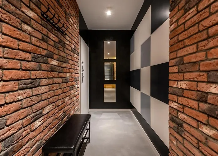 Premium For Jewish Quarter & Old Town Pool