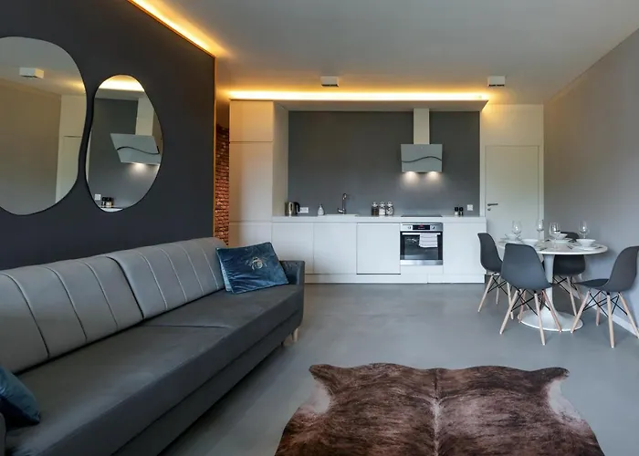 Premium For Jewish Quarter & Old Town Pool *