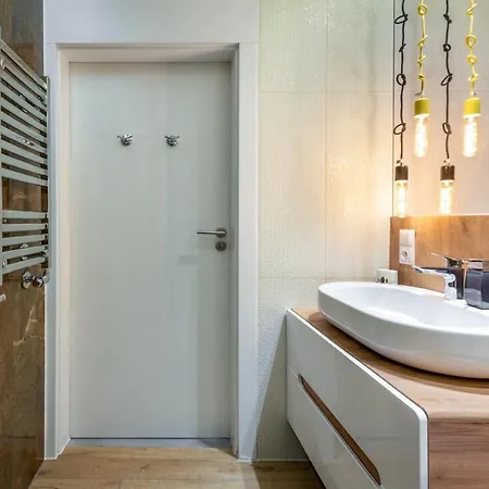 Premium For Jewish Quarter & Old Town Pool 克拉科夫